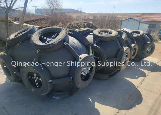 Kualitas Masa Simpan Panjang 24 Bulan Desain Fender Karet Apung Pneumatik Laut 80kpa Menggunakan Umur 10 Tahun pabrik