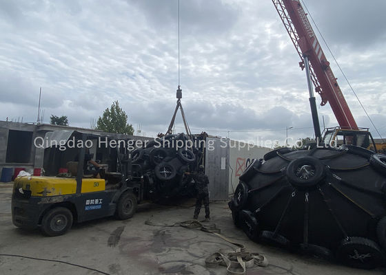 Kualitas Pelindung Fender Karet Pneumatik Kustom 50kpa-80kpa untuk Perlindungan Kapal pabrik