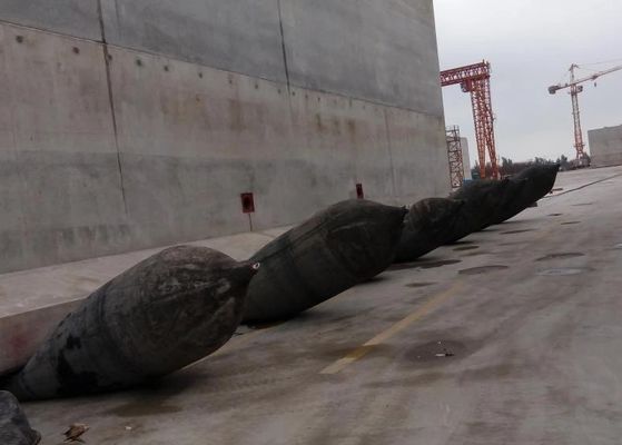 Kualitas 1.0 X 15 Marine Launching Airbag Salvage Pontoon Rubber Airbag pabrik