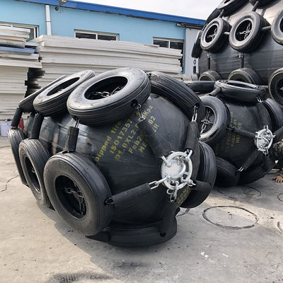 Kualitas STS Yokohama Type Black Natural Rubber Fender Pneumatic Floating Dock Bumper pabrik