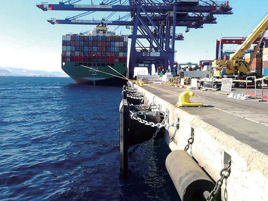 Kualitas Cone Type Marine Ship Rubber Fender Pad, Cone Boat Rubber Fender pabrik