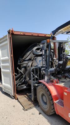 Kualitas 3300x6500mm Floating Pneumatic Yokohama Fender 50Kpa Dengan Jaringan Ban Rantai pabrik