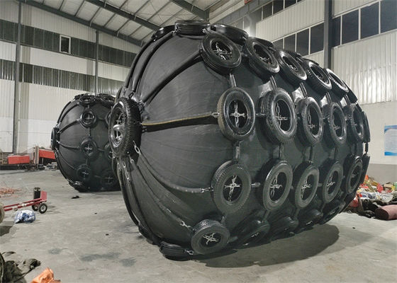 Kualitas Kapal Laut Tipe Yokohama Tipe Jaring Tipe Pneumatic Rubber Fender Standar ISO 17357 pabrik