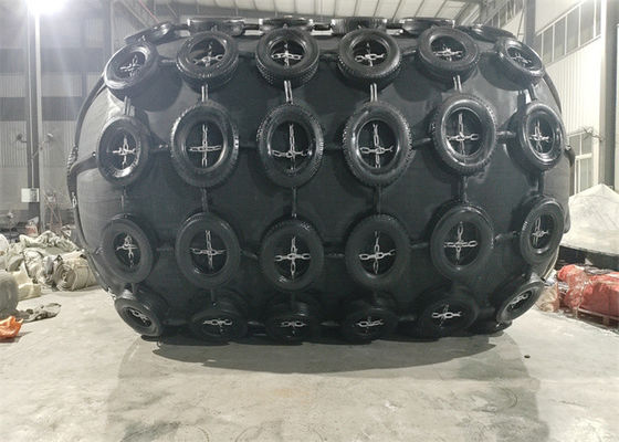 Kualitas Kapal Laut Tipe Yokohama Tipe Jaring Tipe Pneumatic Rubber Fender Standar ISO 17357 pabrik