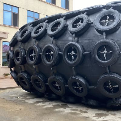 Kualitas Two-year Warranty Pneumatic Rubber Fender 2.5*5.5M For Vessel Berthing pabrik