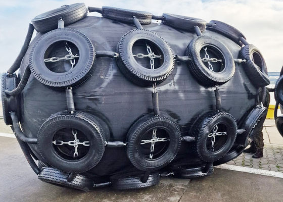 Kualitas Kapal ke Kapal 50kpa / 80kpa Terapung / Pneumatic / Yokohama Karet pabrik