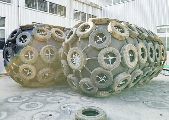 Kualitas Fender Karet Alam Pneumatik Laut Untuk Pengantar Kapal pabrik