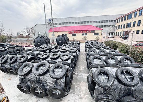 Kualitas Polyurethane Cylindrical Hot Dip Galvanized Flange Floating Foam Fender pabrik