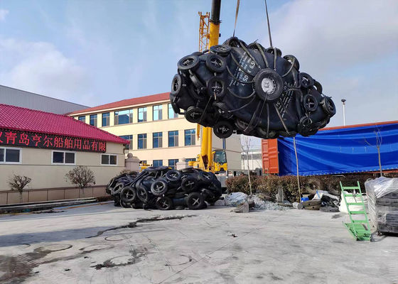 Kualitas Kapal Karet Laut Mengambang Ukuran Besar Dock Kapal Pneumatic Fender pabrik