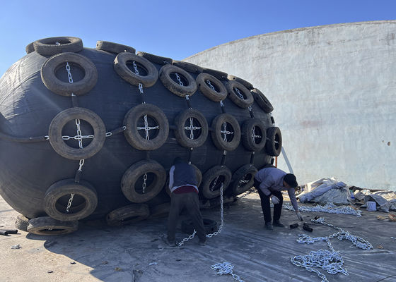 Kualitas Fender karet laut dermaga kapal fender karet pneumatik yokohama pabrik