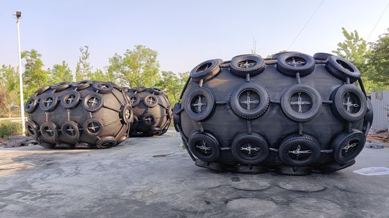 Kualitas Korosi dan abrasi tahan SS Karet Marine Fender pabrik