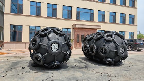 Kualitas 2 Tahun Garansi Fender Karet Laut Yokohama Fender Karet Pneumatik pabrik