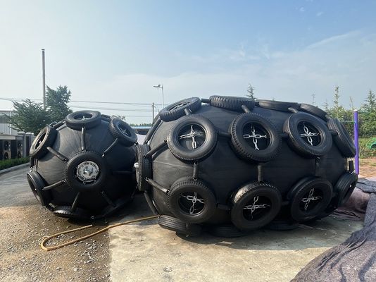 Kualitas Yokohama Pneumatic Dock Fender dengan peningkatan ketahanan abrasi dan korosi pabrik