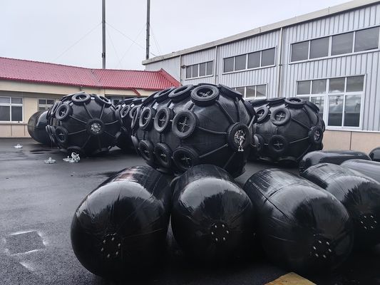 Kualitas STS Pneumatic Rubber Fender Yokohama STS/STD/Ship To Ship/Ship To Dock Ketahanan abrasi Baik pabrik