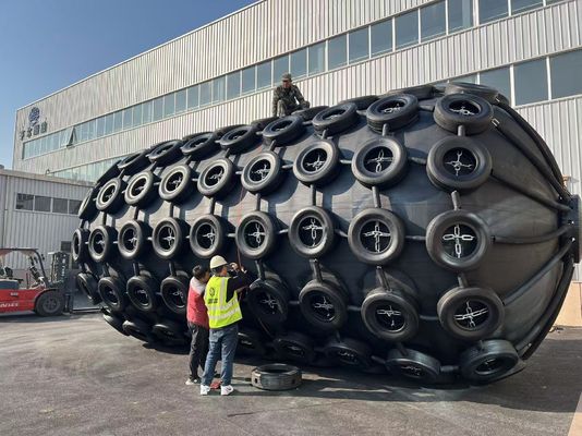 Kualitas Fender Karet Pneumatik Khusus Tekanan Internal Awal 50Kpa pabrik