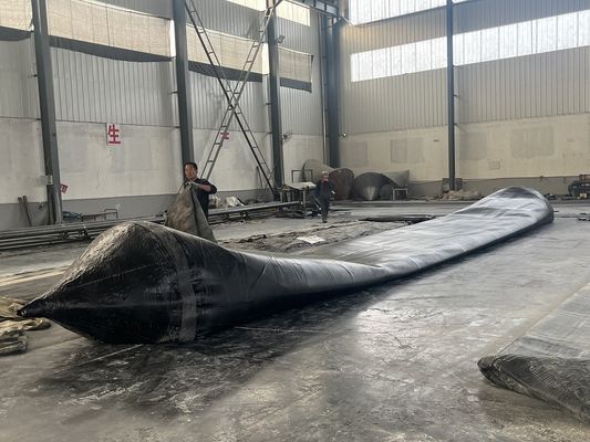 Kualitas Inflatable Barge Docking Airbag Pressure Range 0.2-0.4Mpa Provide Safe Protection During Barge Mooring Docking pabrik