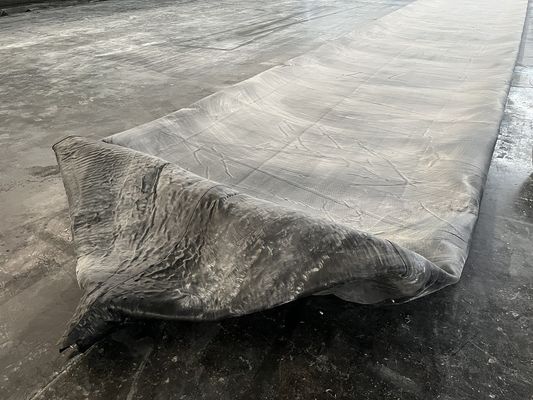 Kualitas Inflatable Barge Docking Airbag Pressure Range 0.2-0.4Mpa Provide Safe Protection During Barge Mooring Docking pabrik