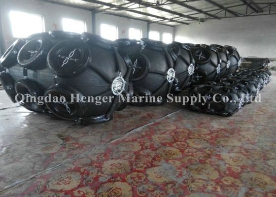 Kualitas 0.5m - 3.3m Safe Boat Mooring Fender Dengan Ban dan Rantai pabrik