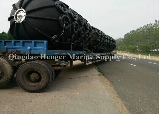 Kualitas Baru Desain Khusus Khusus Ukuran Besar Yokohama Floating Pneumatic Rubber Fender pabrik