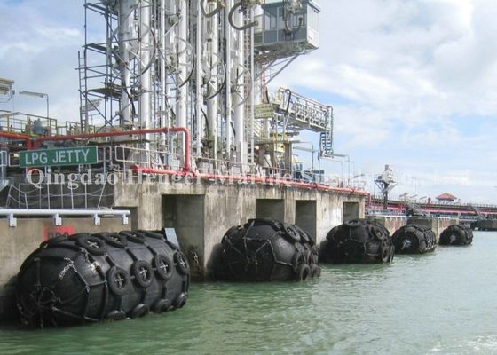 Kualitas Kinerja Baik Inflatable Marine Rubber Fender untuk Bulk Carriers pabrik