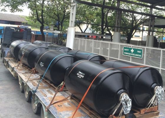 Kualitas Warna-warni Dikemas Padat Di Dalam Dermaga Solid Eva Foam Filled Fender pabrik