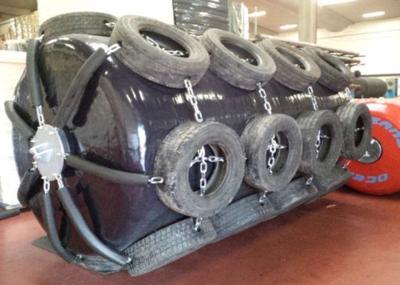 Kualitas Multi Color Option Foam Filled Fender dengan Ban dan Rantai Melindungi Lengan pabrik