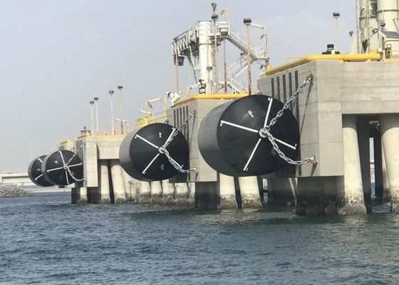 Kualitas Busa Poliuretana Penyerapan Energi Tinggi Mengisi Fender Apung Padat pabrik