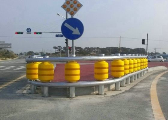 Kualitas Modular Design Cushion Rolling Road Barrier Untuk Persimpangan Crossing Road pabrik