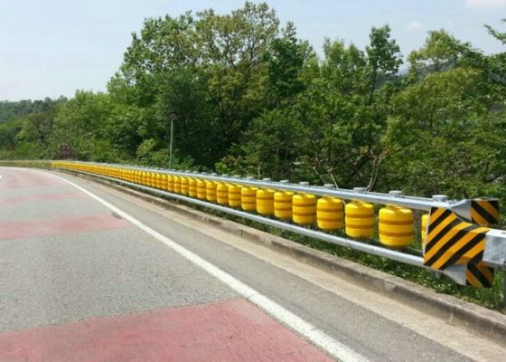 Kualitas Energi Menyerap Anti Shock Tinggi 510mm Highway Roller Barrier pabrik