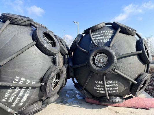 Kualitas Perlindungan Kapal Docking dengan Fender Karet Pneumatik Laut pabrik