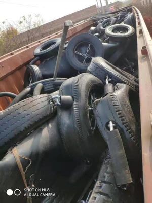 Kualitas Harga yang terjangkau Kapal Laut Pneumatik Fender Karet Anti Ledakan pabrik