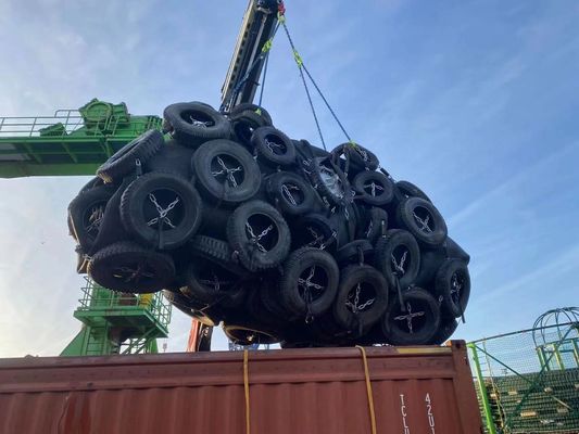 Kualitas Pneumatic Rubber Fender Tipe Yokohama untuk Kapal Laut dan Lepas Pantai pabrik