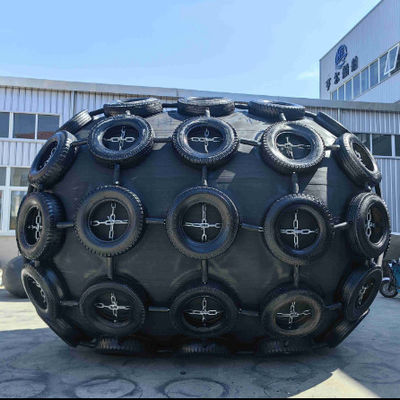 Kualitas 0.5*1m-4.8*12m Pneumatic Rubber Fender Untuk Offshore pabrik