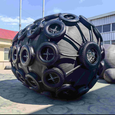 Kualitas 0.5*1m-4.8*12m Pneumatic Rubber Fender Untuk Offshore pabrik