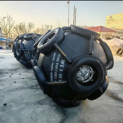 Kualitas STS STD Pneumatic Rubber Fender Yokohama Inovasi pabrik