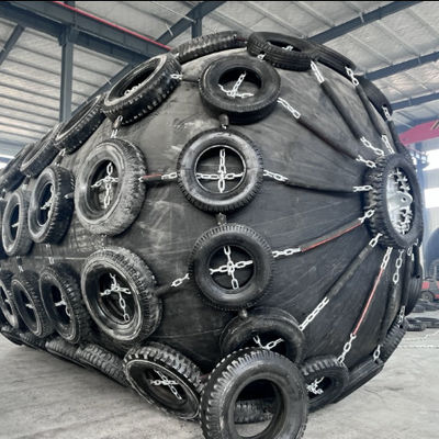 Kualitas 50Kpa / 80Kpa Fender Karet Pneumatik Tipe Yokohama pabrik