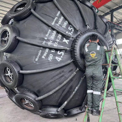 Kualitas STS STD Pneumatic Rubber Fender Yokohama Inovasi pabrik