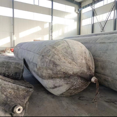 Kualitas Kantong Udara Karet Laut Ultra Tahan Lama Solusi Fleksibel Untuk Penanganan Kapal Beban Berat pabrik