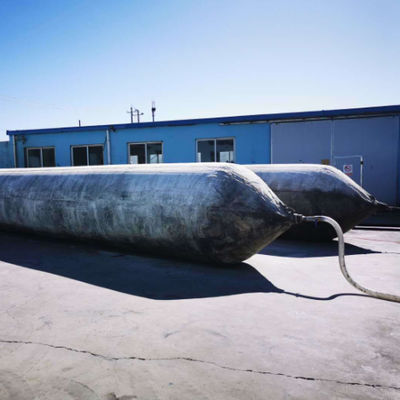 Kualitas Kantong Udara Karet Laut Ultra Tahan Lama Solusi Fleksibel Untuk Penanganan Kapal Beban Berat pabrik