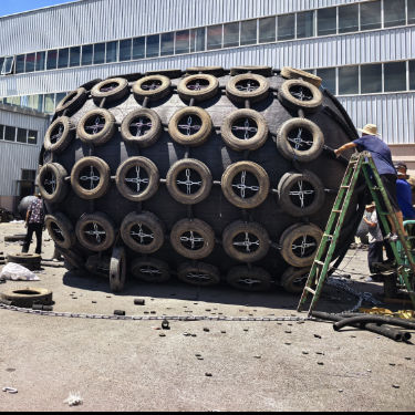 Kualitas Henger Pneumatic Rubber Fenders: Aman, awet & Efisien dalam Semua Skenario pabrik