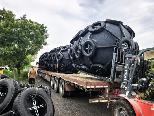 Kualitas ISO17357 Jaringan Anti-Tenturan Fender Karet Pneumatik berkualitas tinggi pabrik