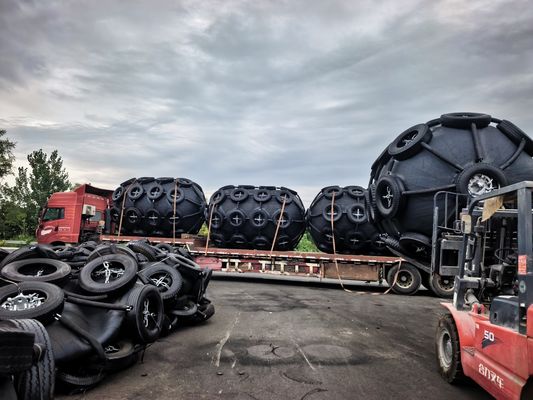 Kualitas Pelampung Mooring Baja Baja Disesuaikan Di Atas Air Pabrik
