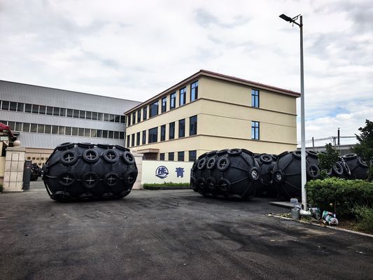 Kualitas Pelindung Fender Pelabuhan Asli untuk Solusi Penambatan dan Perlindungan Kapal pabrik