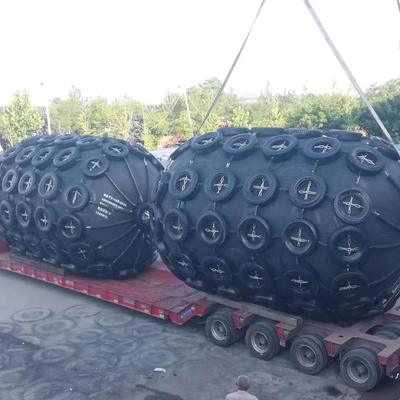 Kualitas Fender karet pneumatik yang dapat diandalkan ISO17357 Diameter dari 0,3 hingga 4,8 M pabrik