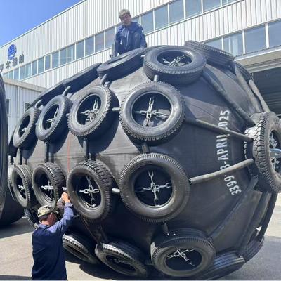 Kualitas CCS/BV/LR/DNV Certified High-Quality Black Pneumatic Rubber Fender – Ideal for STS/STD Marine Operations pabrik