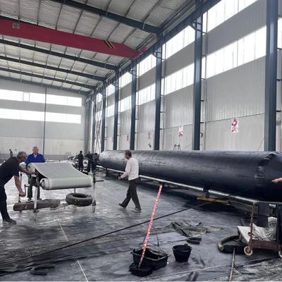 Kualitas Kantong Udara Karet Laut Bersertifikasi ISO 9001-2008 dengan Pilihan Lapisan Ganda dan Kit Perbaikan untuk Peluncuran Kapal pabrik