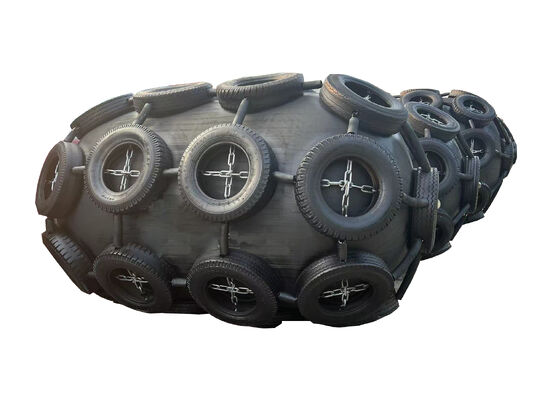 Kualitas Panjang 1 sampai 9m Wharf Protection Fender Anti collision Type Roller Guardrail Komponen penting untuk operasi aman dan berlabuh pabrik