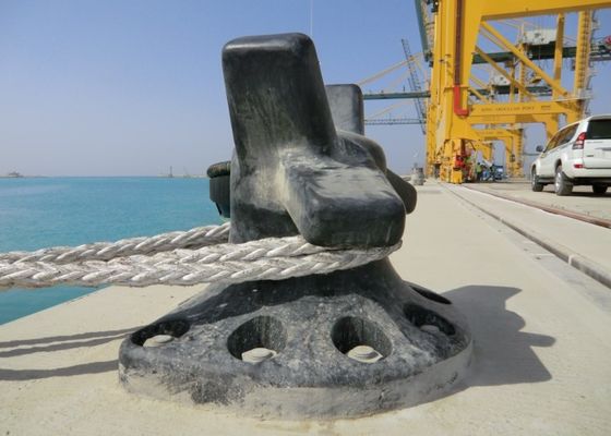 Kualitas Horn Bollard Marine Mooring Equipment Bahan Baja Tahan Karat 40 Ton pabrik