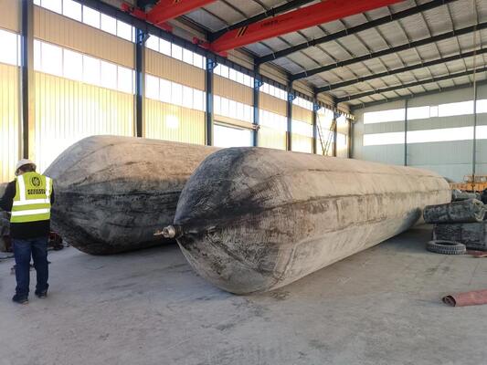 Kualitas Marine Rubber Airbag with Multi Point Lifting Harness for Balanced Crane Operations and Durable Synthetic Tire Cord pabrik