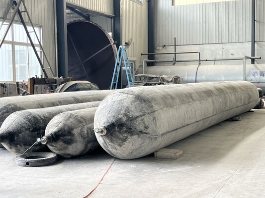 Kualitas Marine Rubber Airbag with Stainless Steel Mounting Hardware for Corrosion Free Installation Pabrik